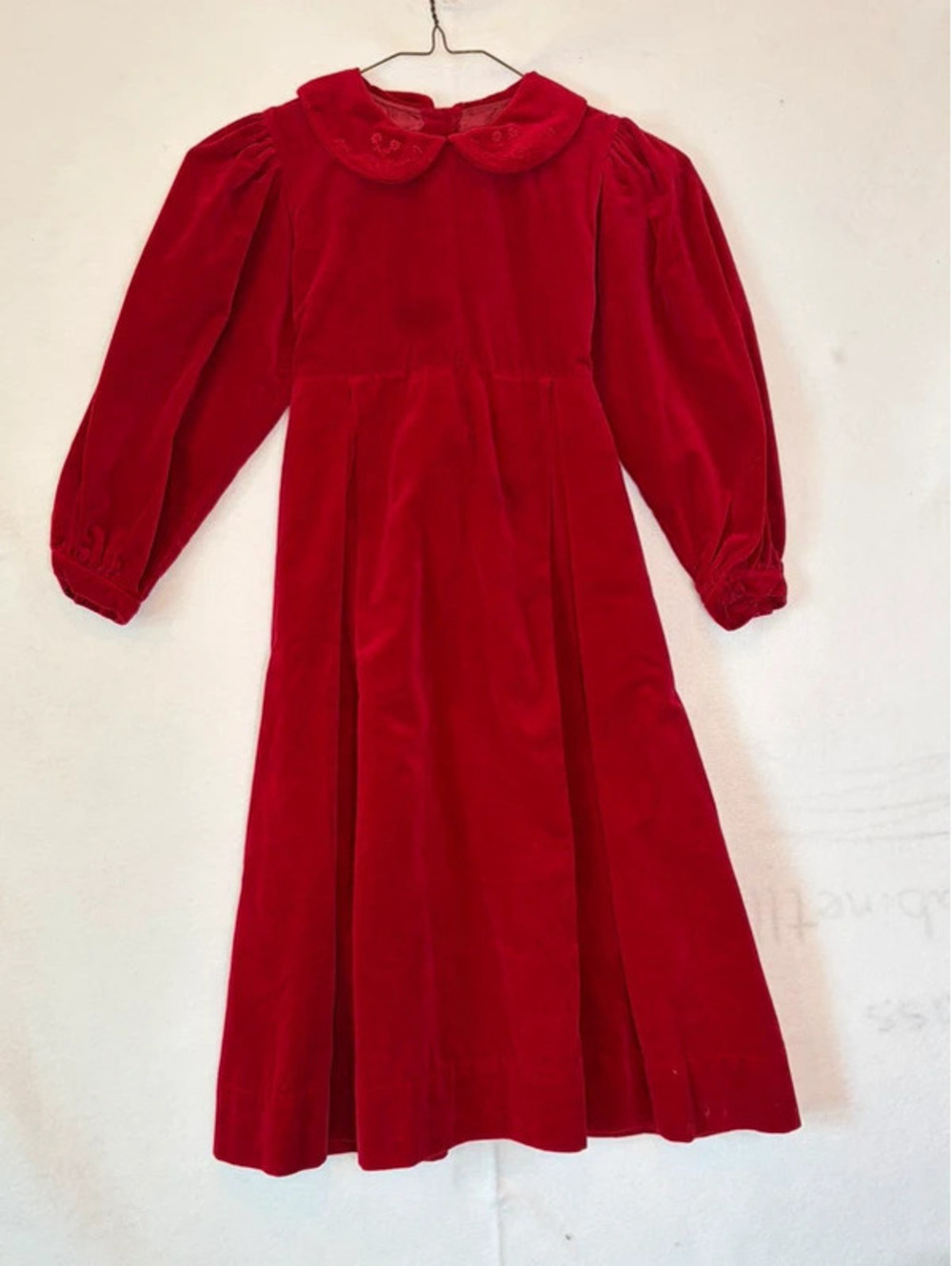 Strasburg Girls Size 10 Red Velvet Holiday Dress Peter Pan Collar Vintage